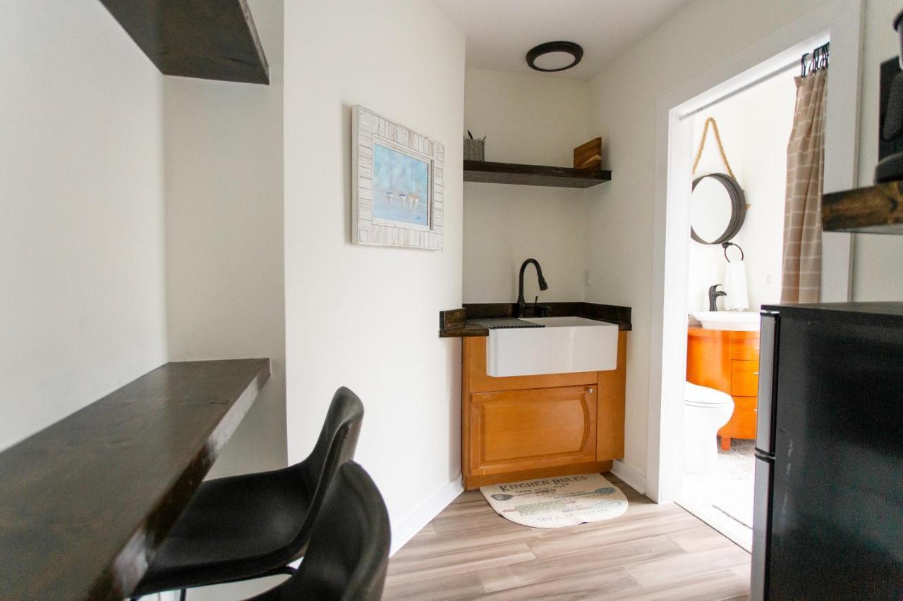 Cozy Studio - Blocks From The Ocean! Jacksonville Beach Esterno foto