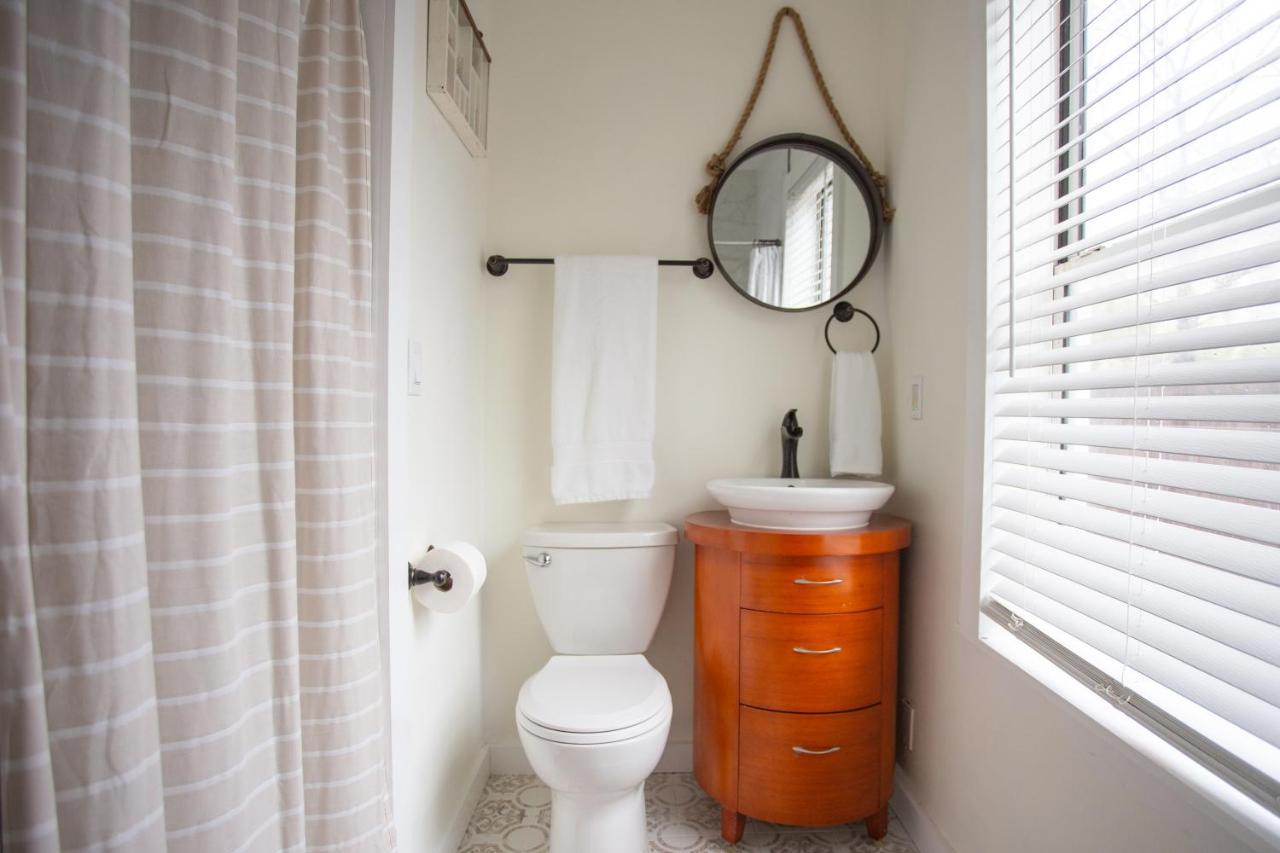 Cozy Studio - Blocks From The Ocean! Jacksonville Beach Esterno foto
